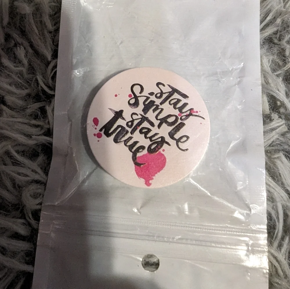 Stay simple stay true popsocket